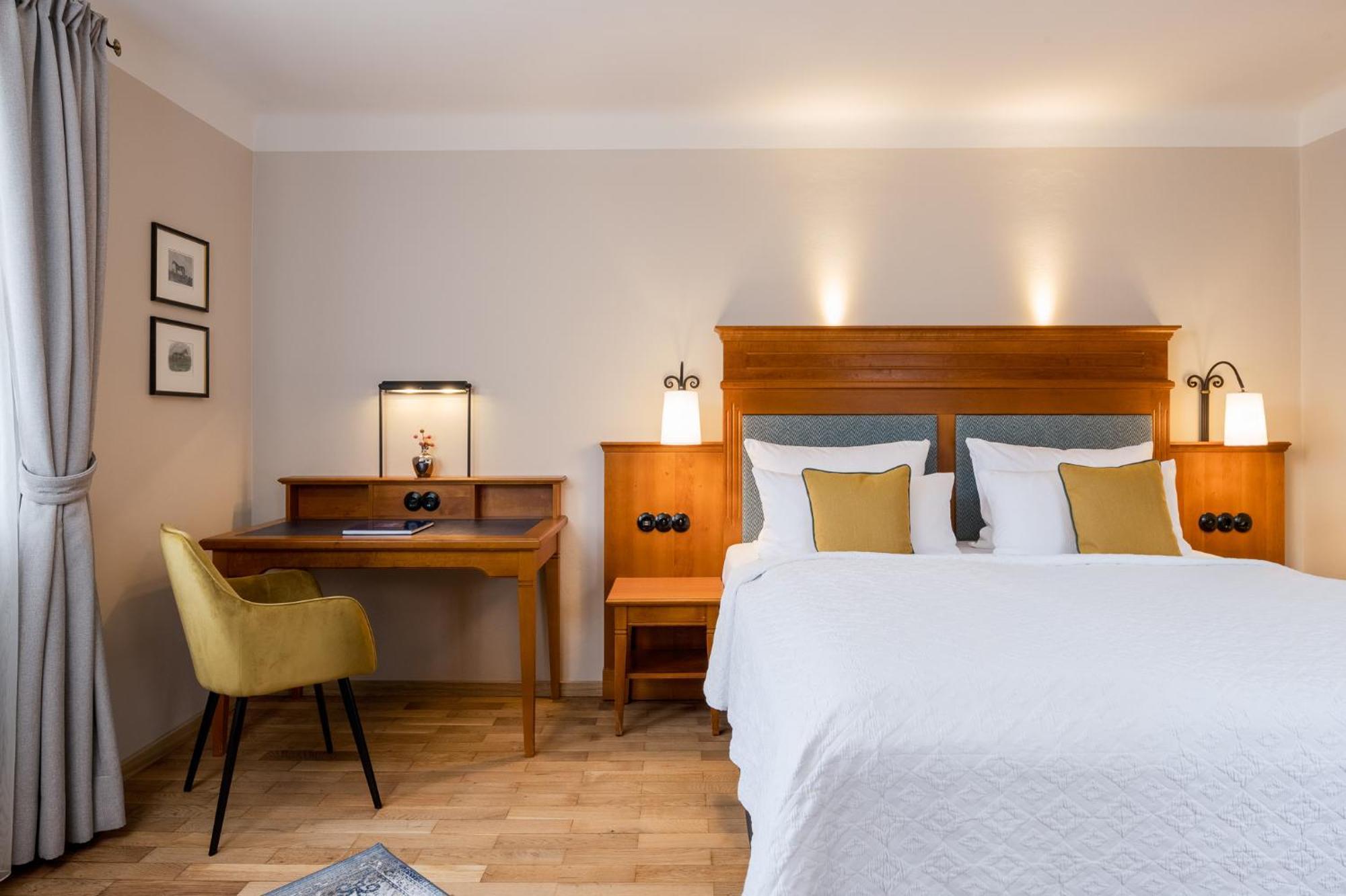Hotel Gut Ising คีมิง ภายนอก รูปภาพ