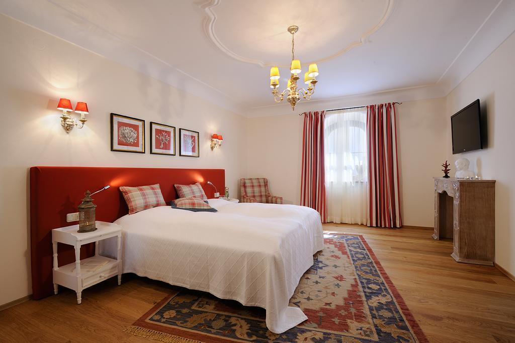 Hotel Gut Ising คีมิง ภายนอก รูปภาพ