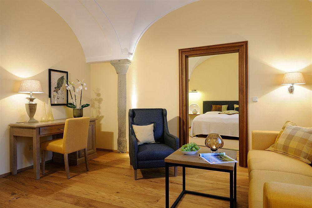 Hotel Gut Ising คีมิง ภายนอก รูปภาพ