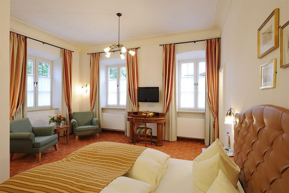 Hotel Gut Ising คีมิง ภายนอก รูปภาพ